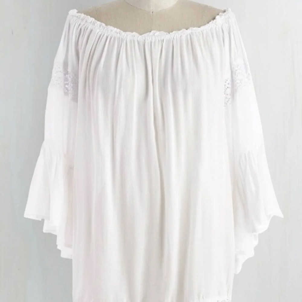 🎀Brand new cross shoulder shirt butterfly sleeves